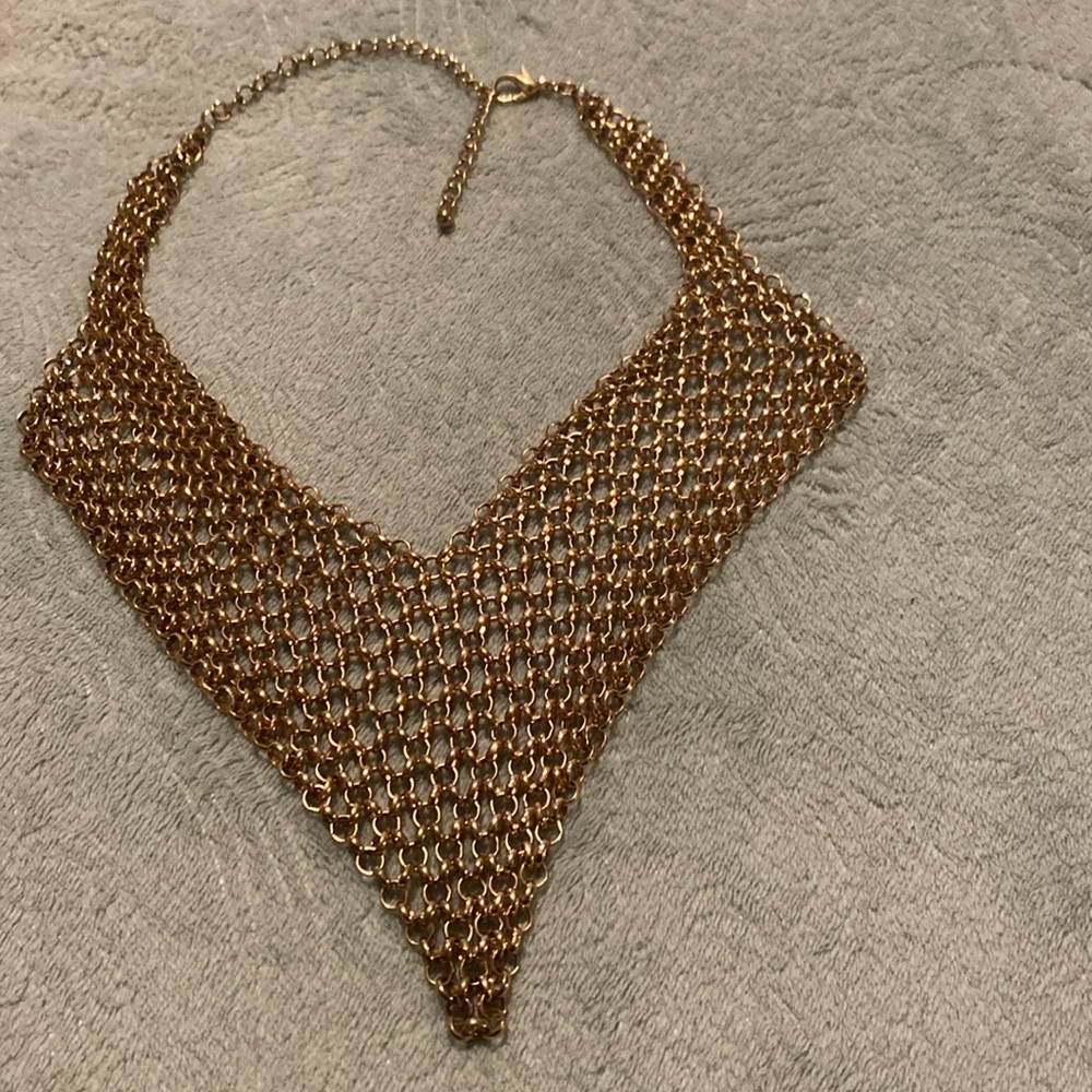 Triangle necklace - Picture 5 of 5